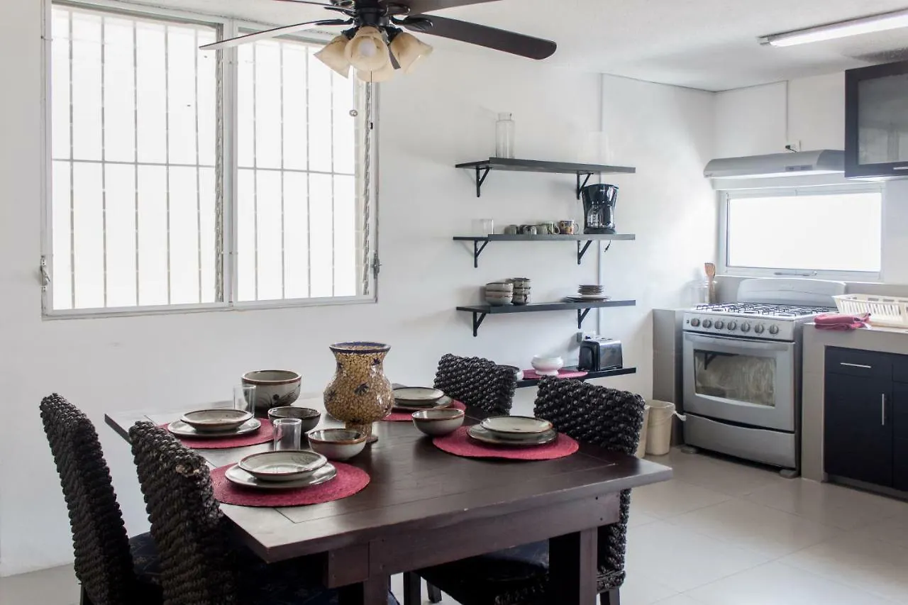 Whyz 4 You Private Rooms Hostel Puerto Morelos